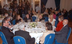 Escenario con los premiados