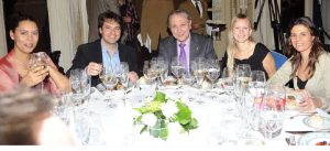 Fotografía grupal del evento