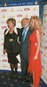 Escenario con los premiados