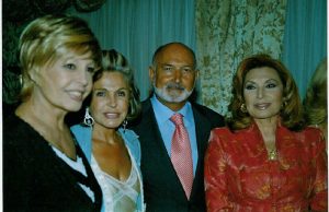 Beatriz de Orleans agradeciendo el reconocimiento